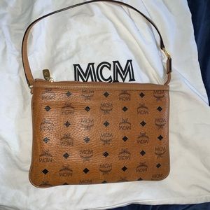 MCM POUCH
